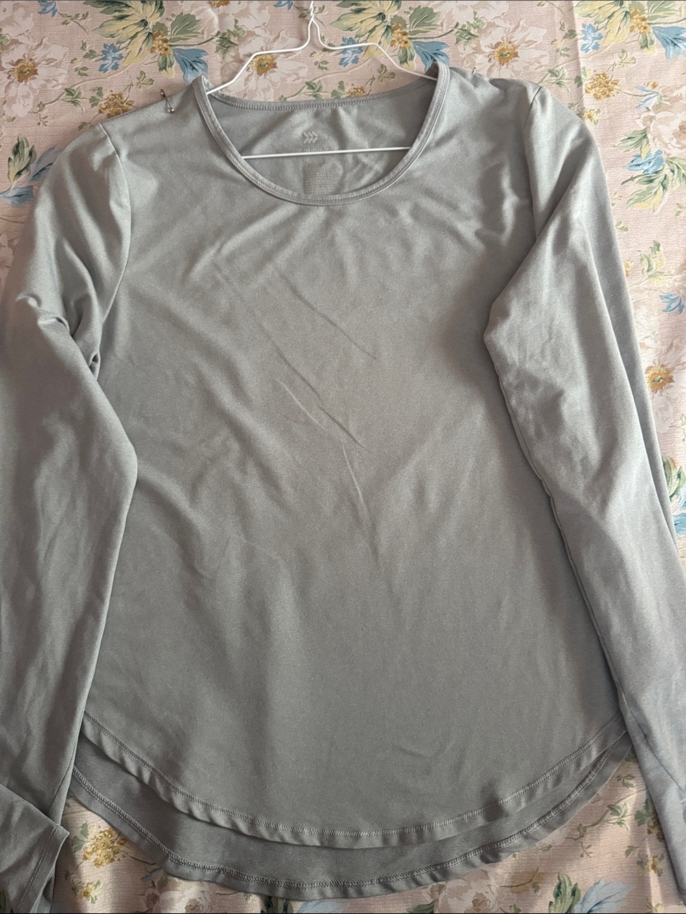 all in motion Light Gray Long-Sleeve Scoop Neck Top